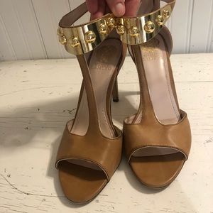 Vince Camuto Size 9 Sandal Style VC-Kelva